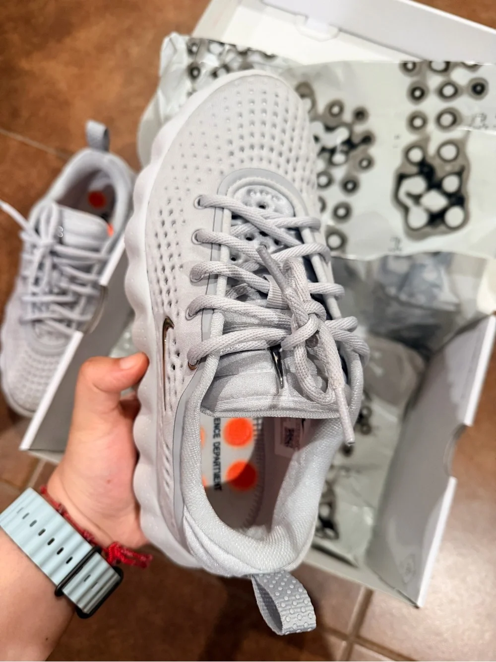 Nike Mind 02 Sneakers